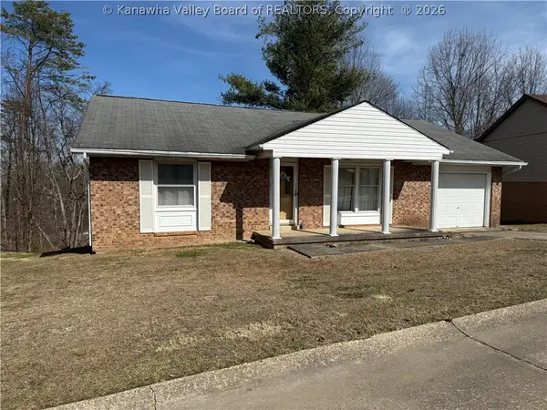 61 Cambridge Drive, Culloden, WV 25510