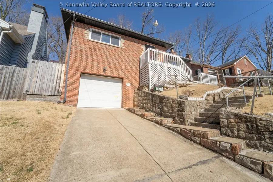 670 Forest Circle, South Charleston, WV 25303 - #2