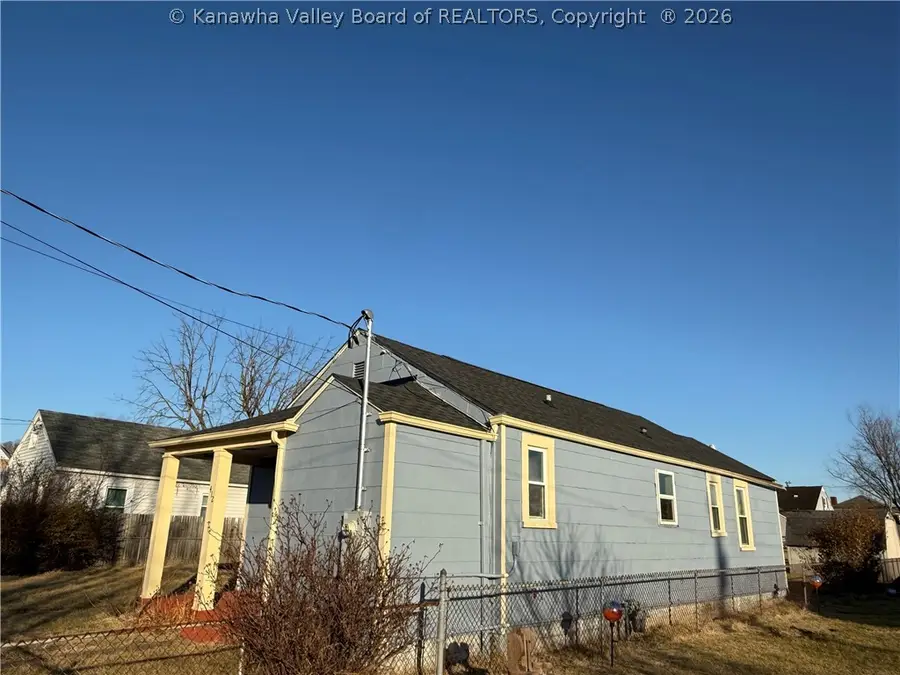 412 18th Street, Dunbar, WV 25064 - #3