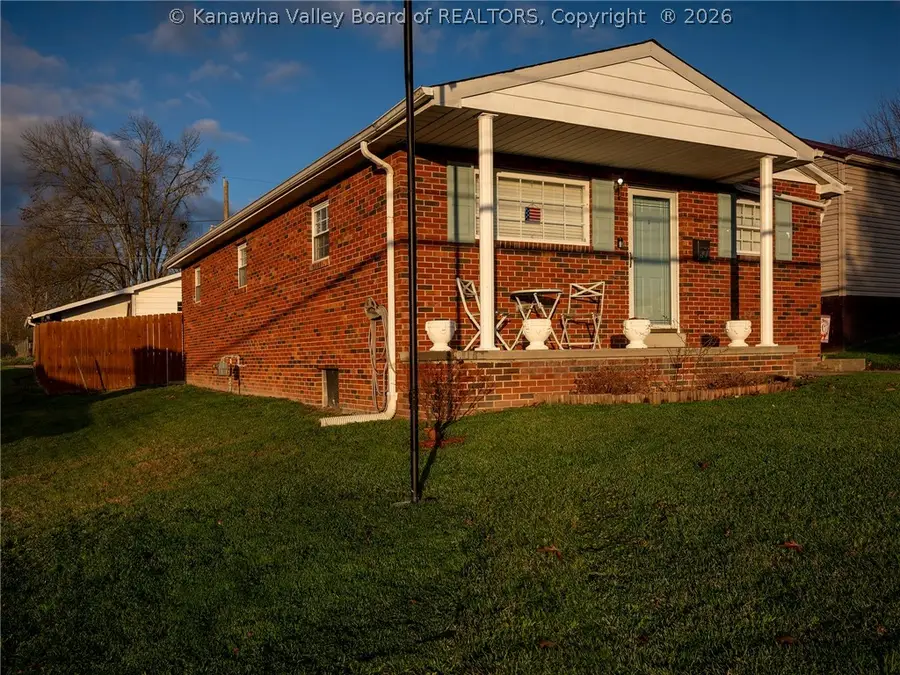 521 Dudding Avenue, Hurricane, WV 25526 - #3