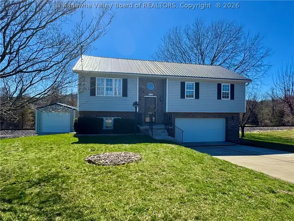 235 Chestnut Street, Eleanor, WV 25070