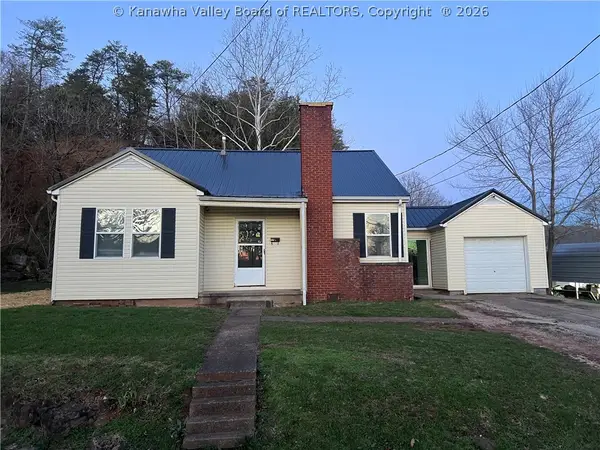 115 Ravenswood Pike Road, Ripley, WV 25271