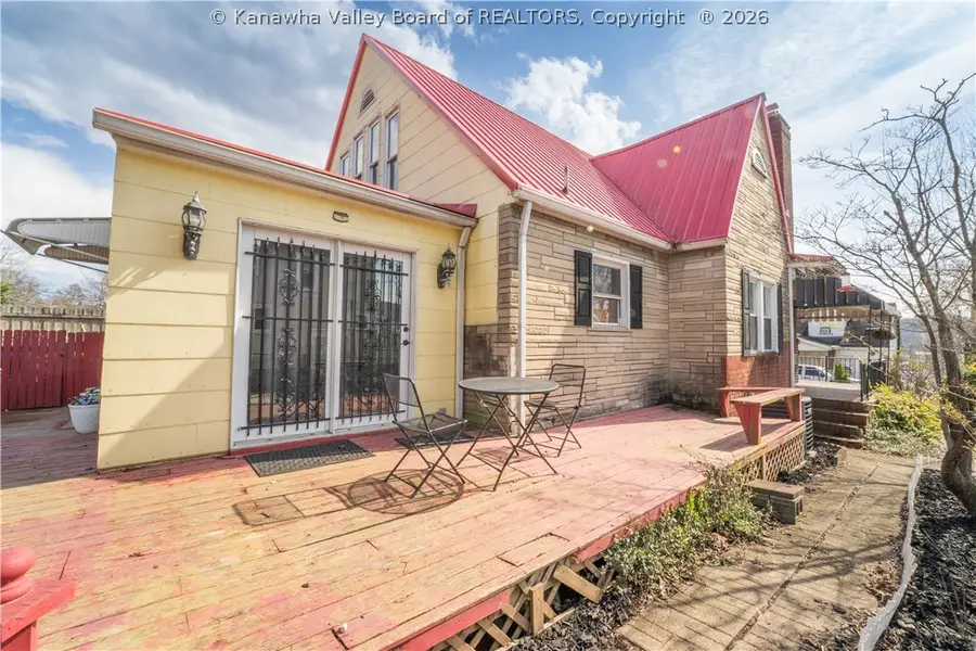 800 Temple Street, Charleston, WV 25387 - #3