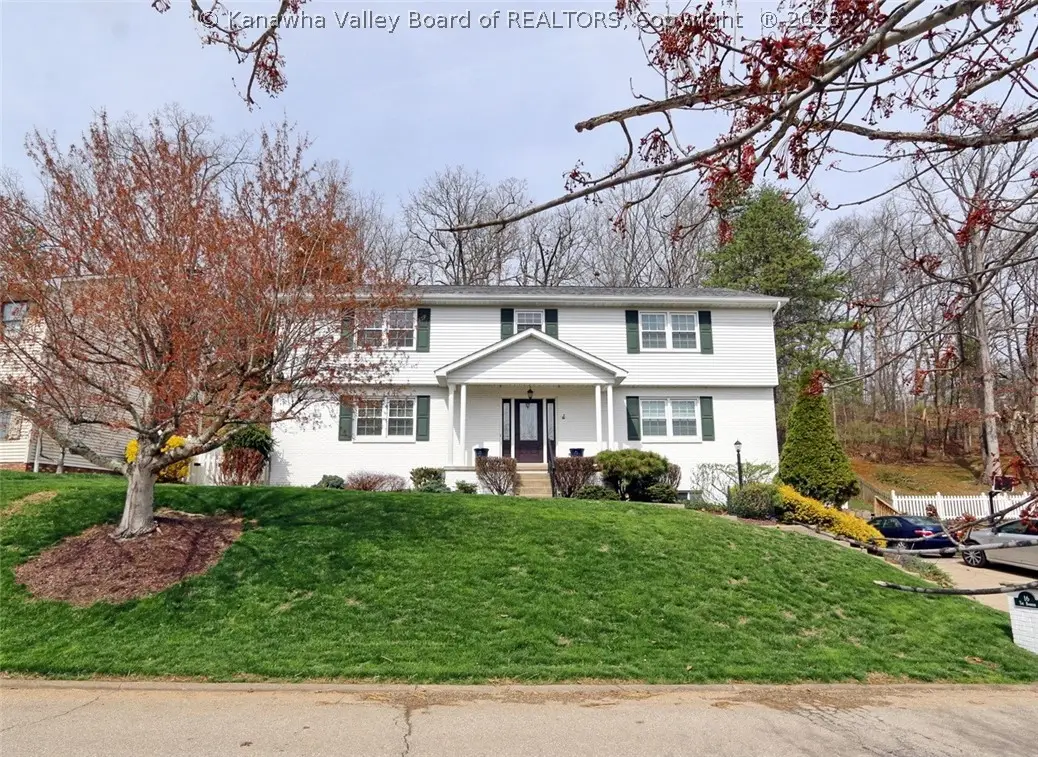 16 Carriage Road, Charleston, WV 25314 - #1