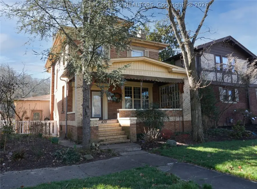 439 13th Avenue, Huntington, WV 25701 - #2