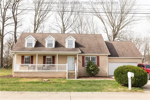 107 Woodbend Cove, Winfield, WV 25213