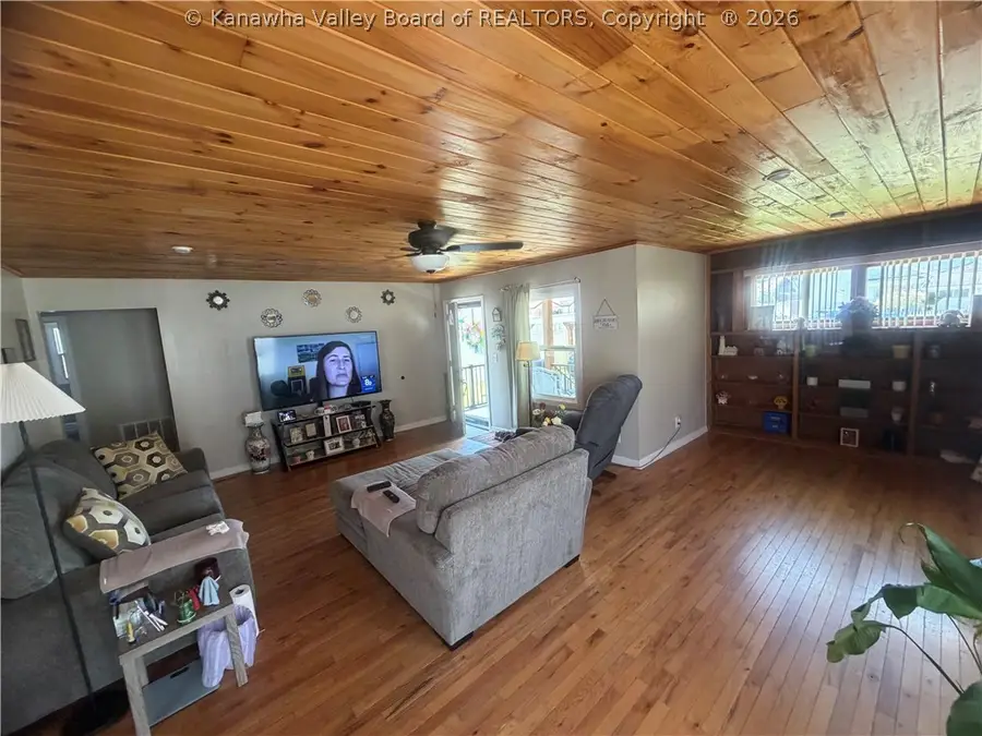 26 Justice Addition Court, Logan, WV 25601 - #3