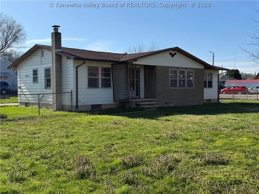 691 2nd Street, Mason, WV 25260 - #2