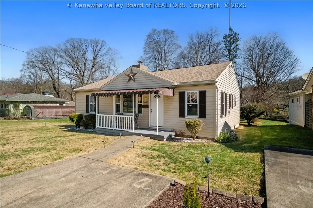 2009 Pennsylvania Avenue, Saint Albans, WV 25177 - #1