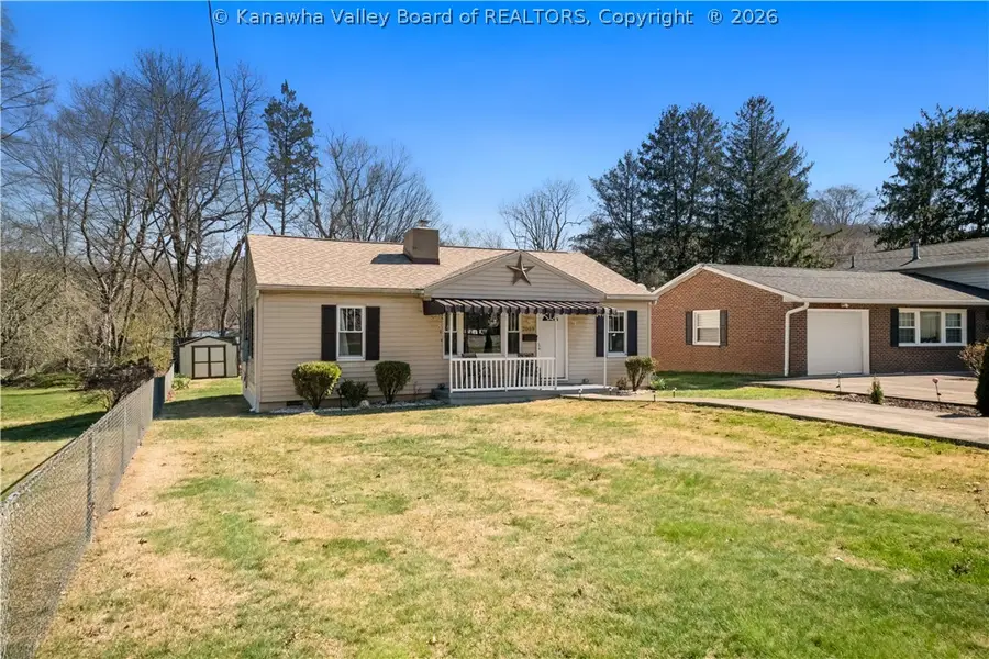 2009 Pennsylvania Avenue, Saint Albans, WV 25177 - #2