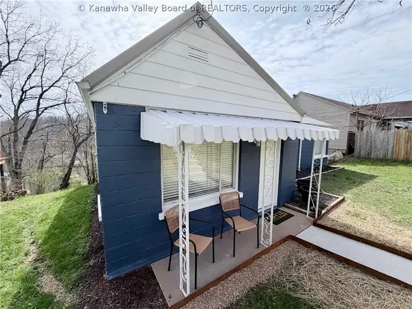 120 Pine Street, Dunbar, WV 25064