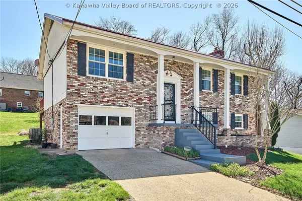 287 Oakmont Drive, Poca, WV 25159