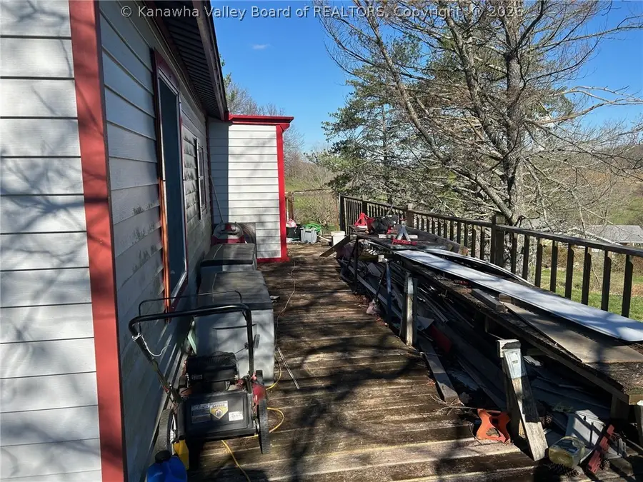 300 Apple Tree Drive, Point Pleasant, WV 25550 - #2