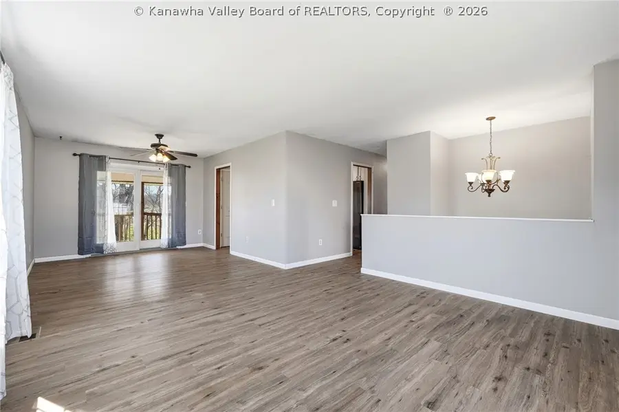 509 Hurricane Court, Hurricane, WV 25526 - #3