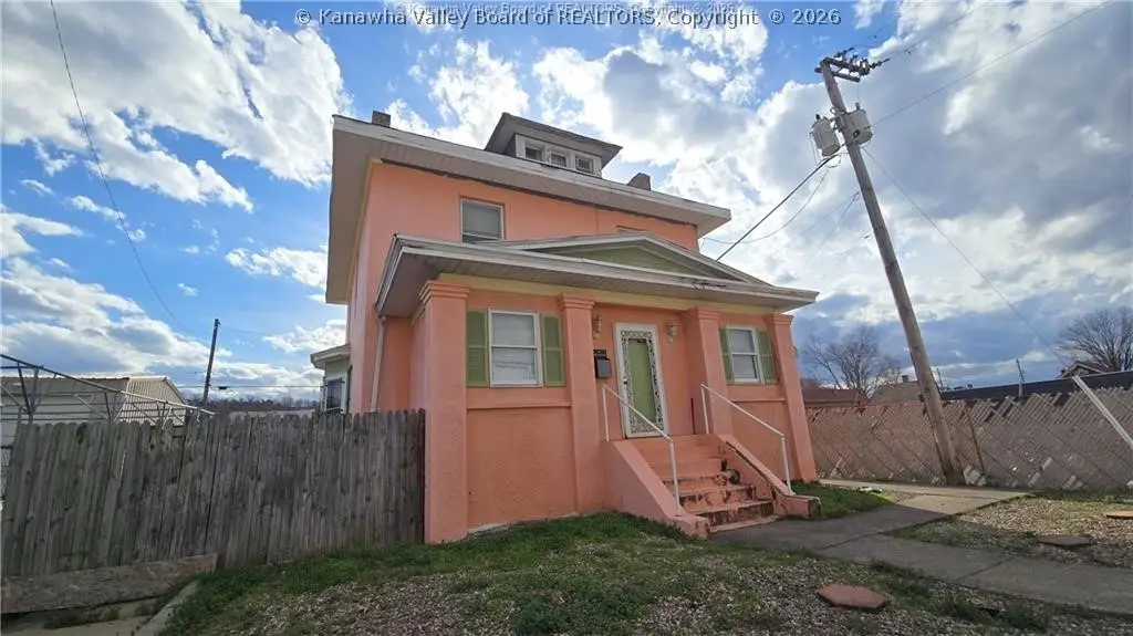 615 Central Avenue, Charleston, WV 25302 - #1