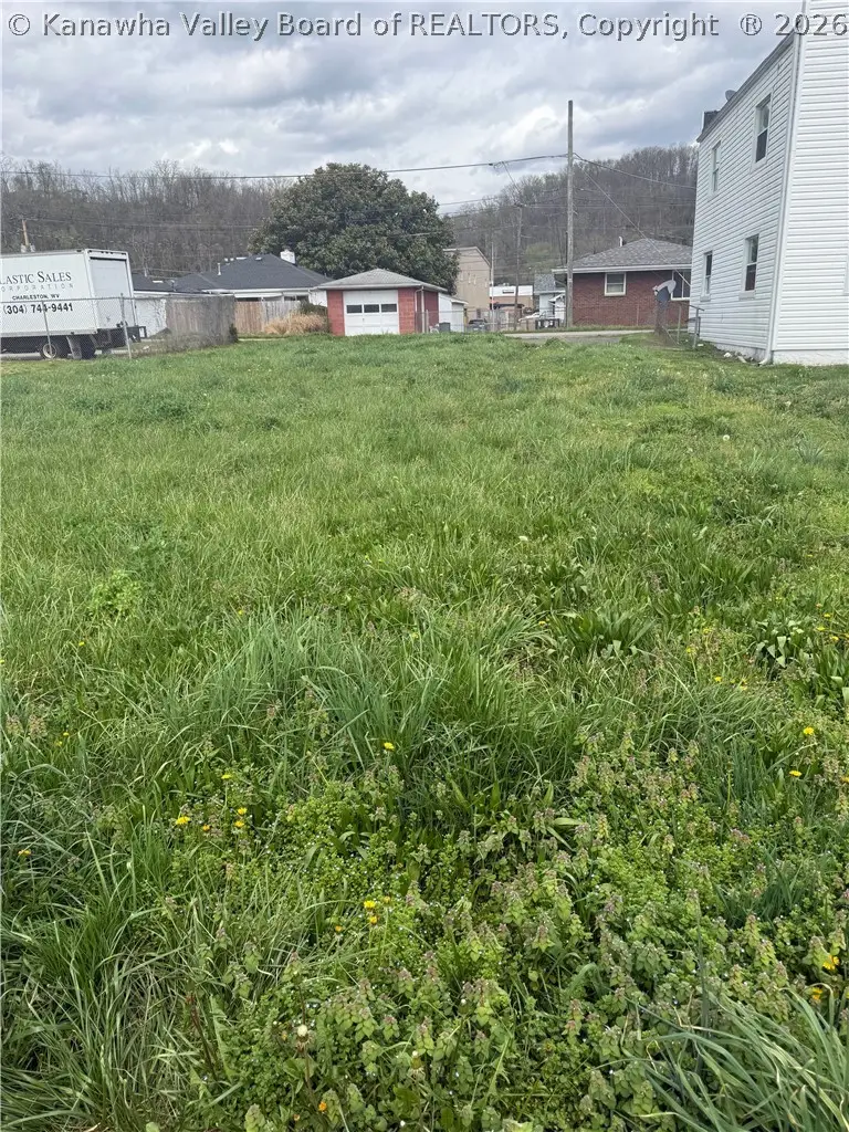 2902 & 2902 1/2 4th Avenue, Charleston, WV 25387 - #2