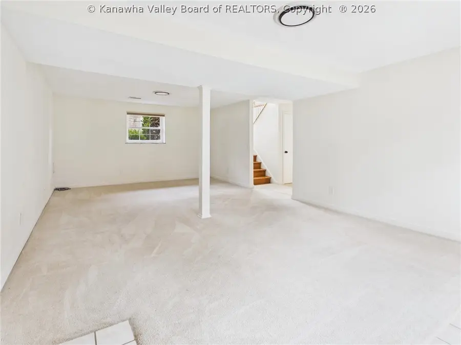 4944 Washington Street W, Charleston, WV 25313 - #3