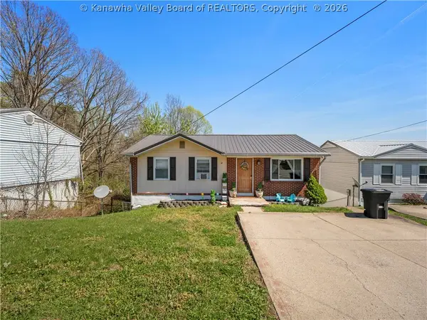 1452 Clearview Heights Road, Charleston, WV 25312