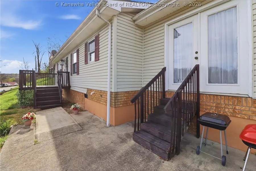 729 Daverton Road, South Charleston, WV 25303 - #2