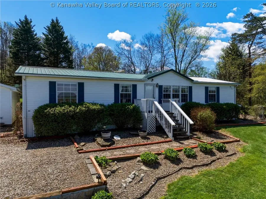 2435 Us Route 60, Hurricane, WV 25526 - #2