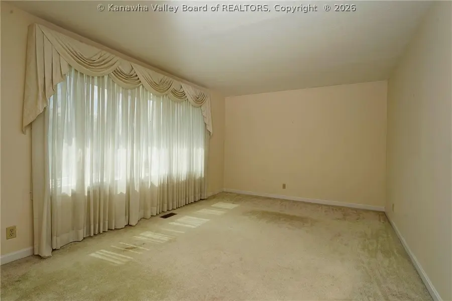 5421 Tanglewood Road, Charleston, WV 25313 - #3