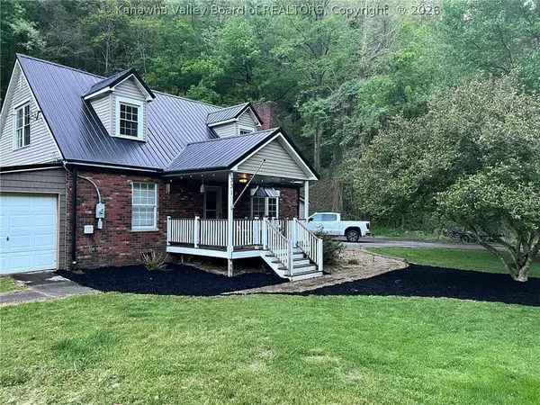 331 Gray Street, Comfort, WV 25049