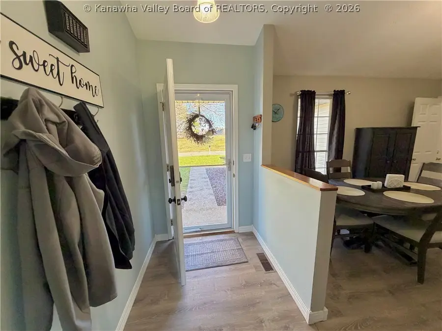 502 University Lane, Point Pleasant, WV 25550 - #3