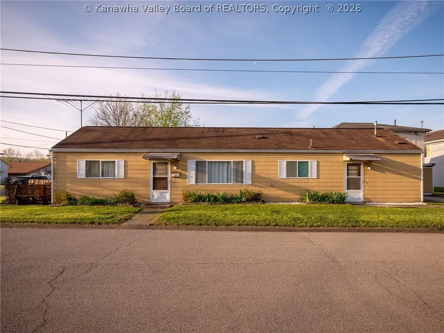 1625 Jackson Avenue, Saint Albans, WV 25177 - #2