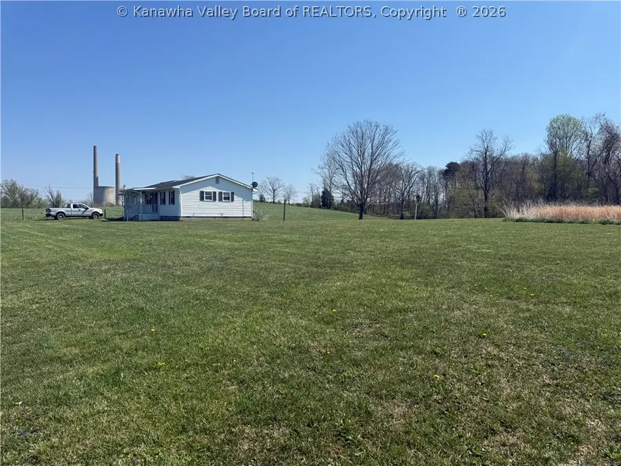 1380 Seigrist Road, Letart, WV 25253 - #3