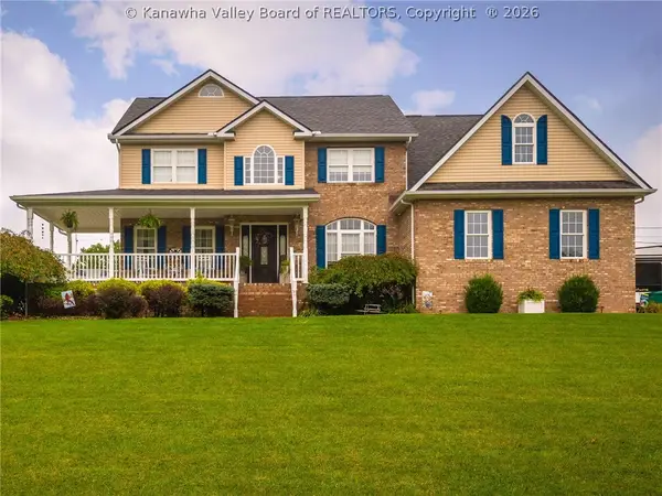 102 Scarlet Drive, Poca, WV 25159