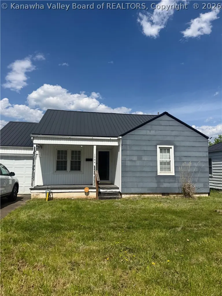 1904 Kanawha Terrace, Saint Albans, WV 25177 - #1