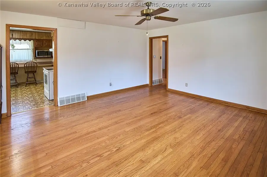 13708 Nancy Avenue, Chesapeake, WV 25315 - #3