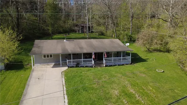 3023 Big Seven Mile Road, Lesage, WV 25537
