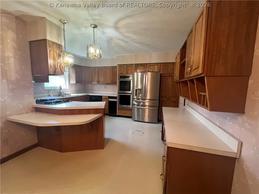 706 Fleming Avenue, Ravenswood, WV 26164 - #3