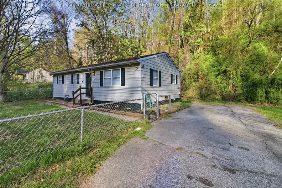 1609 Sugar Creek Drive, Charleston, WV 25387 - #3
