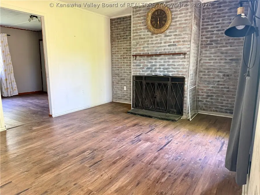 310 Walnut Drive, Hurricane, WV 25526 - #3