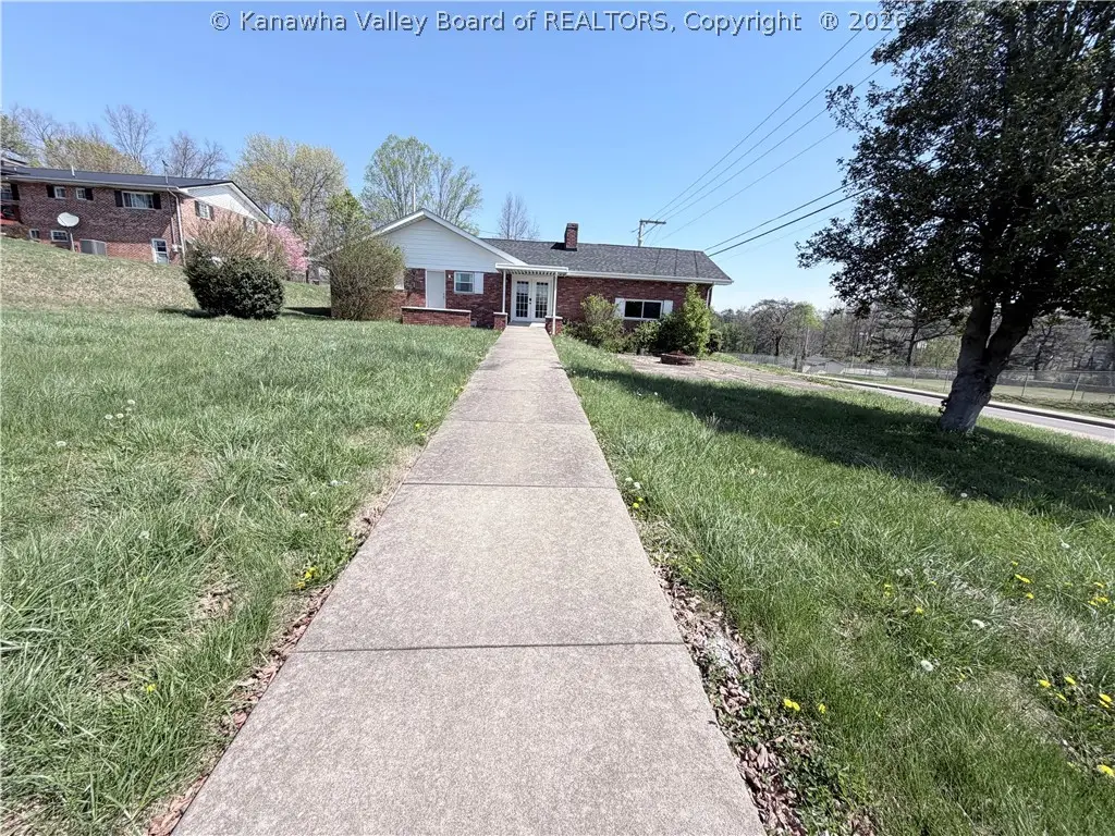 5201 Hammons Drive, Cross Lanes, WV 25313 - #1