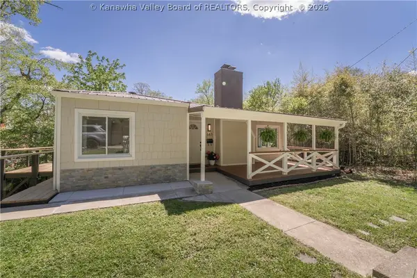 683 Forest Circle, South Charleston, WV 25303