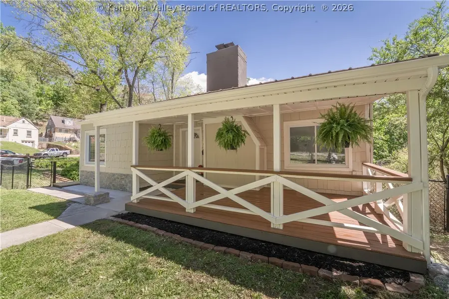 683 Forest Circle, South Charleston, WV 25303 - #2