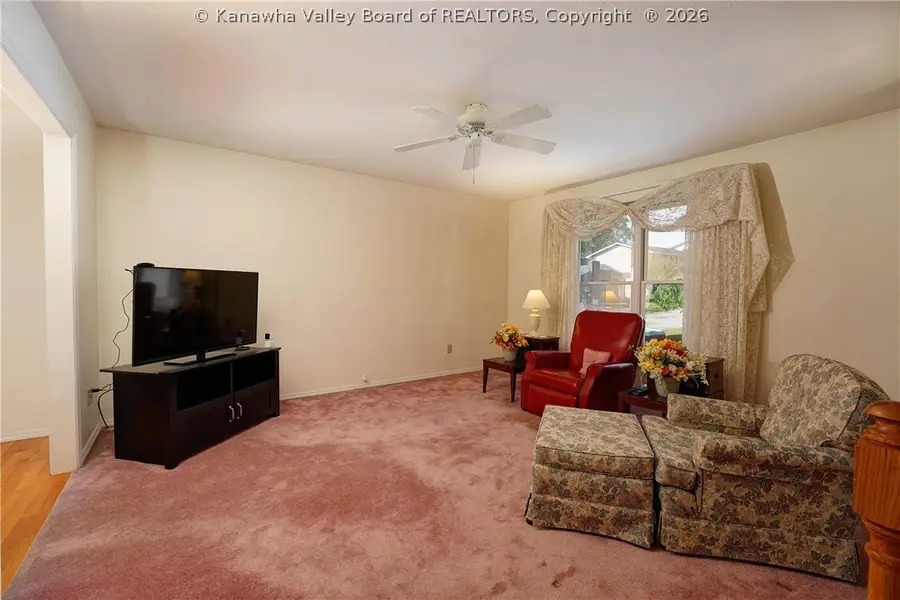 4513 Richmond Circle, South Charleston, WV 25309 - #2