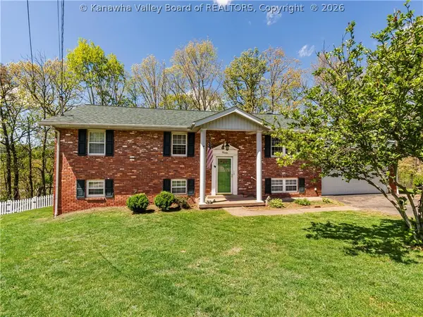 9 Brentwood Circle, Nitro, WV 25143