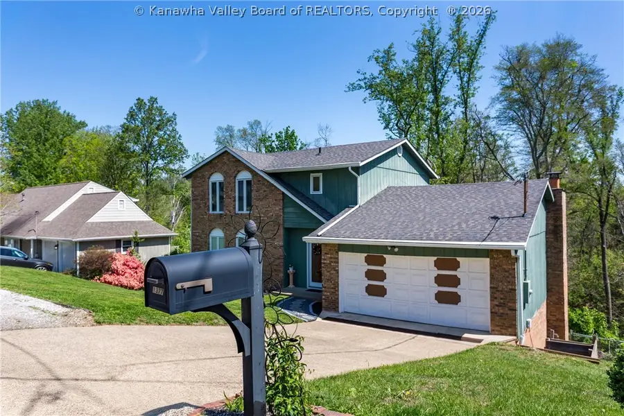 1377 Nottingham Road, Charleston, WV 25314 - #2