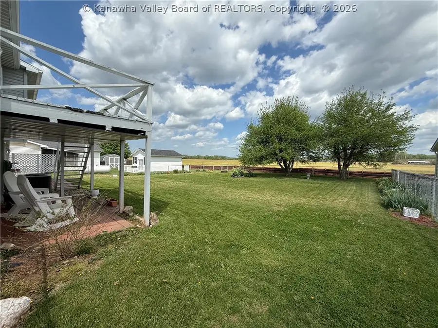 619 University Lane, Point Pleasant, WV 25550 - #2