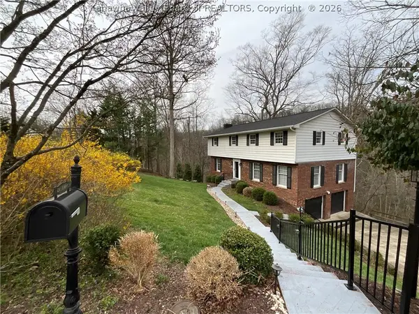 924 Harmony Lane, South Charleston, WV 25303