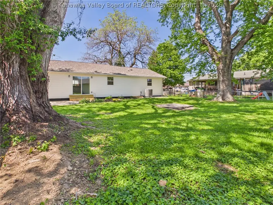 25 Fernwood Way, Millwood, WV 25262 - #2