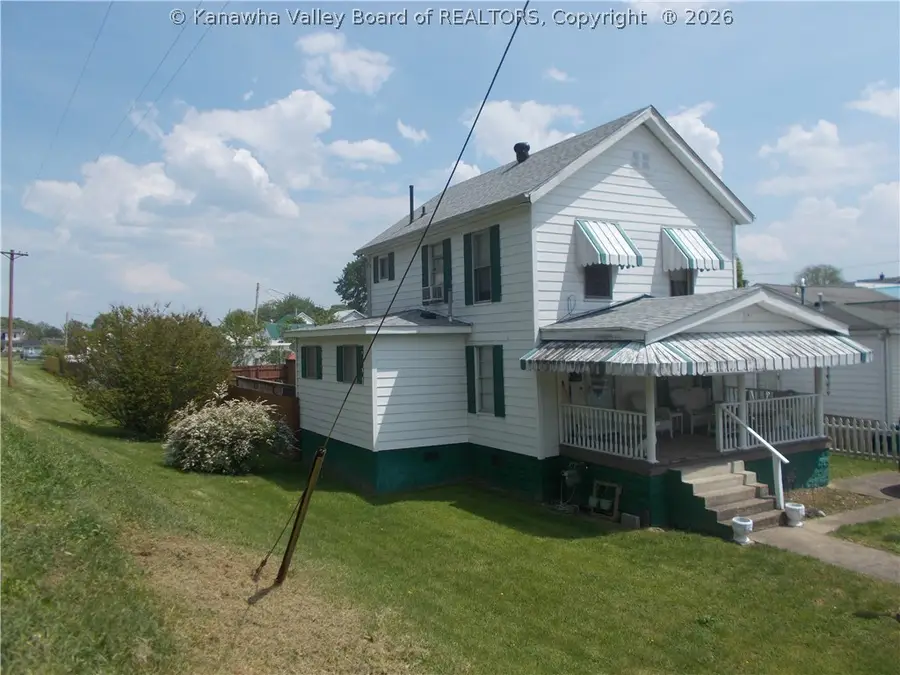 311 W 24th Street, Huntington, WV 25704 - #2