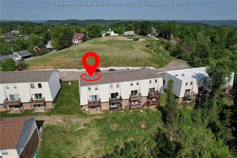 123 Oakwood Road #B4, Charleston, WV 25314 - #2