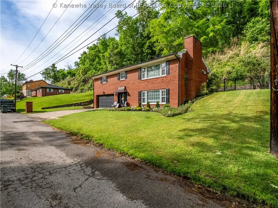 1108 Montrose Drive, South Charleston, WV 25303 - #2