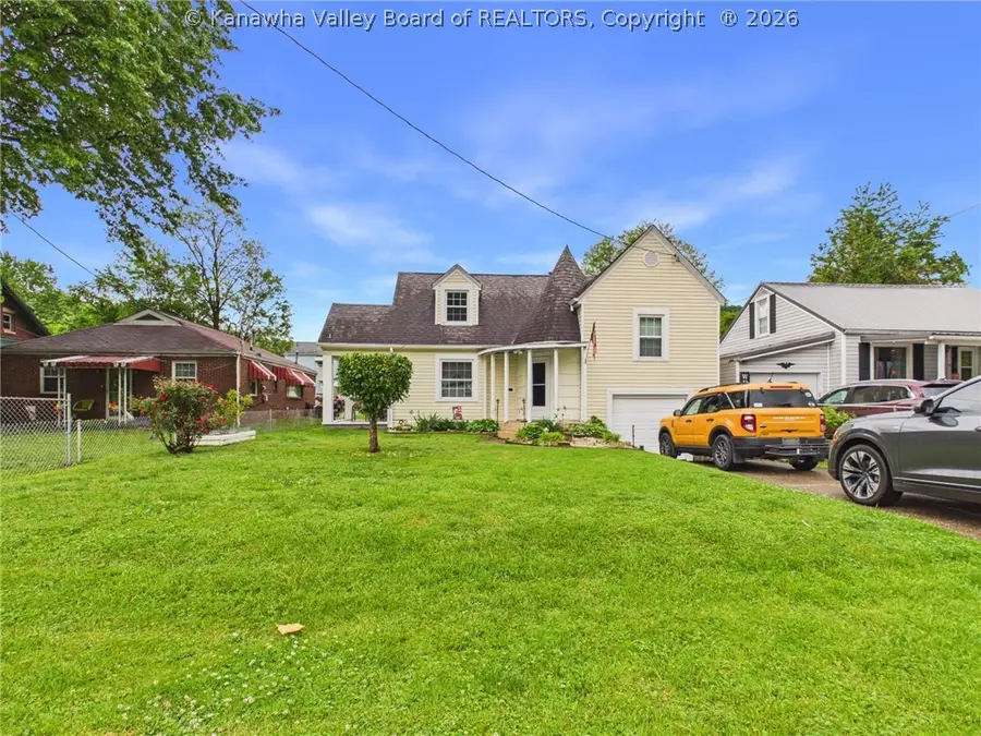 6608 Maccorkle Avenue Se, Charleston, WV 25304 - #2