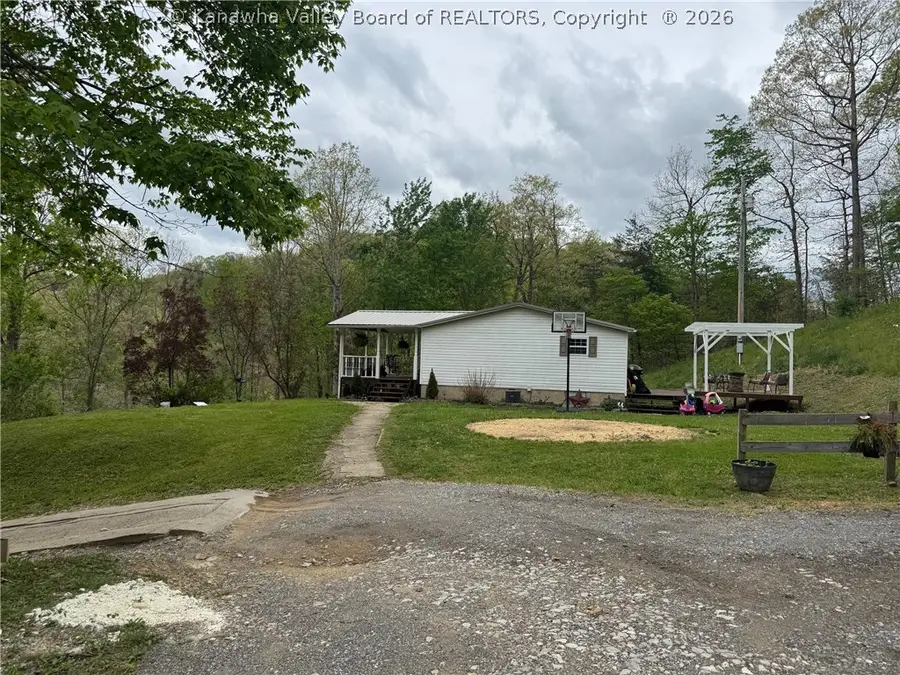 27 Burrhead Drive, Maysel, WV 25133 - #3